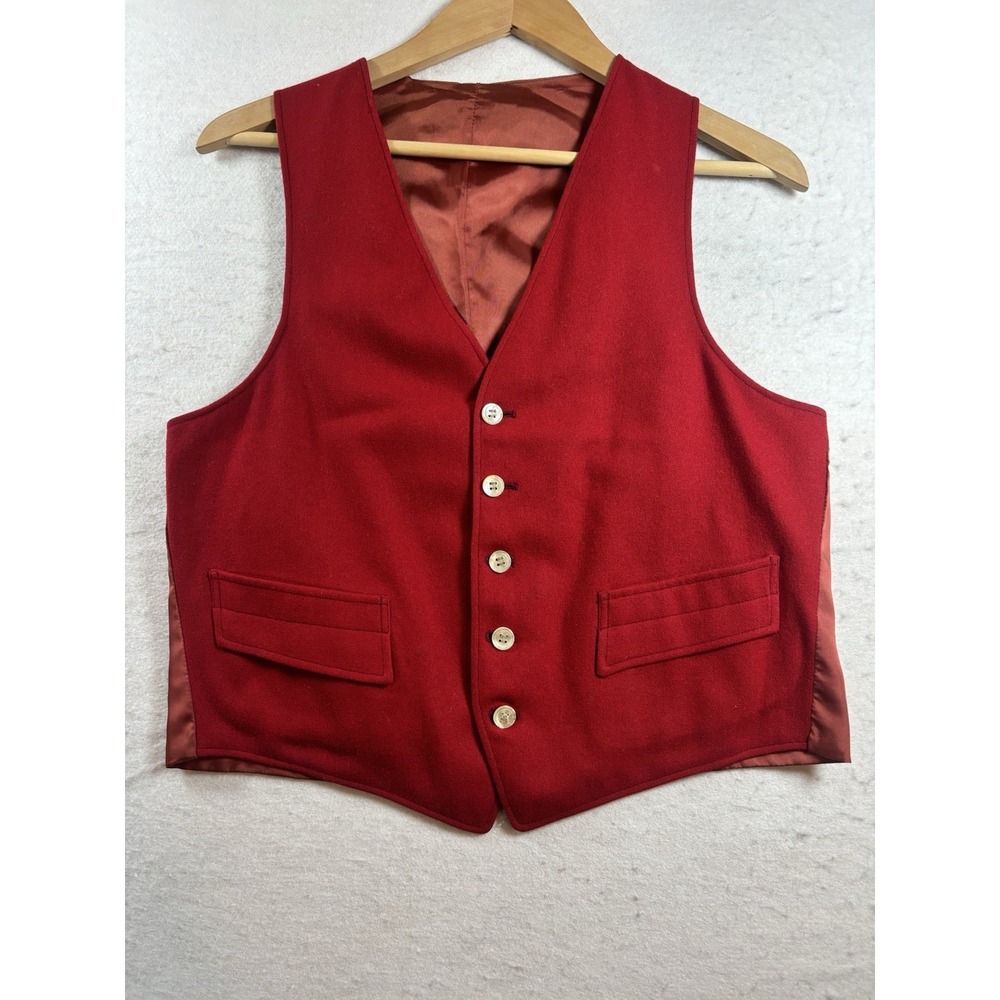 Vintage Reversible Vest Medium Button Up Solid Red Or Crest‎ Pattern Grandpacore